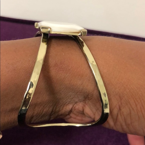 Glimmer & grace cuff bracelet - Picture 3 of 6